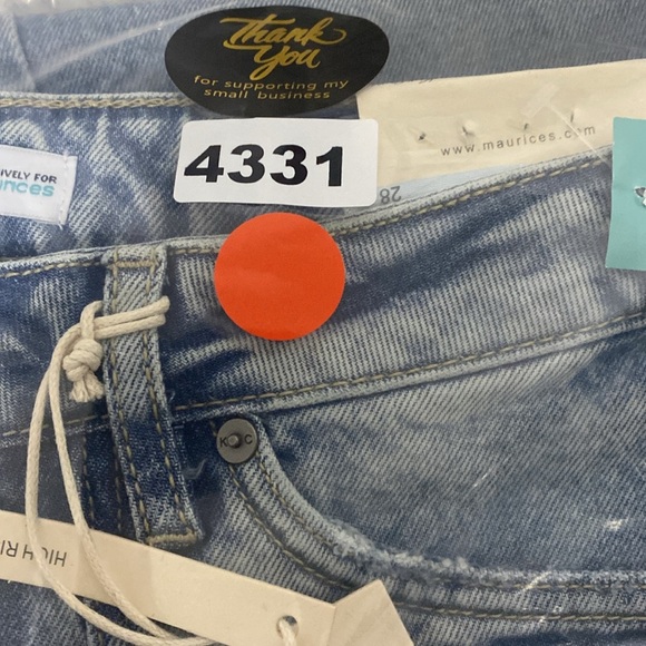 KanCan Maurices Distressed High Rise Porkchop Pocket Straight Jeans Size 28 - Picture 14 of 14